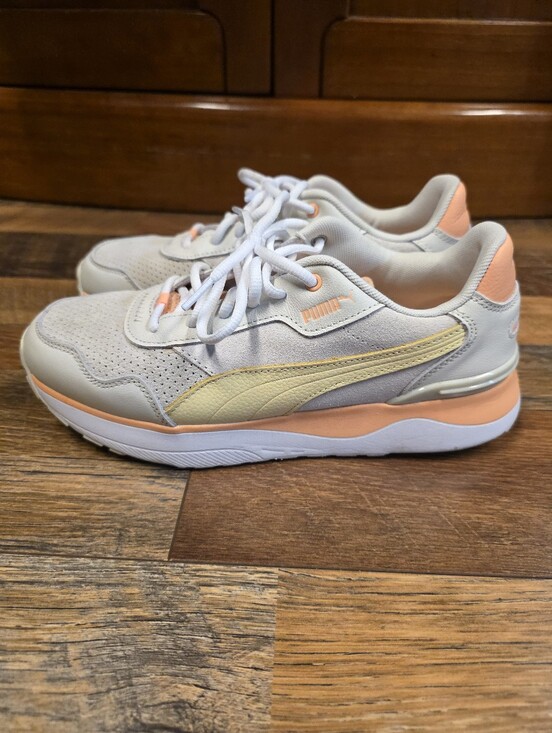Puma Shoes - Puma R78 Voyage Premium sneakers